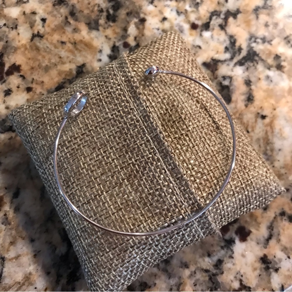 ▪️Thin Stackable Bracelet with Rhinestones - Picture 2 of 3